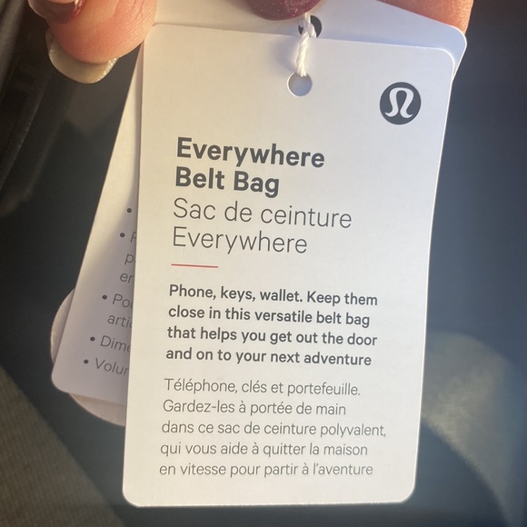 LULULEMON BLACK BELT BAG!! Everywhere Belt Bag 1L FREE GIFT WITH PURCHASE - Picture 8 of 8
